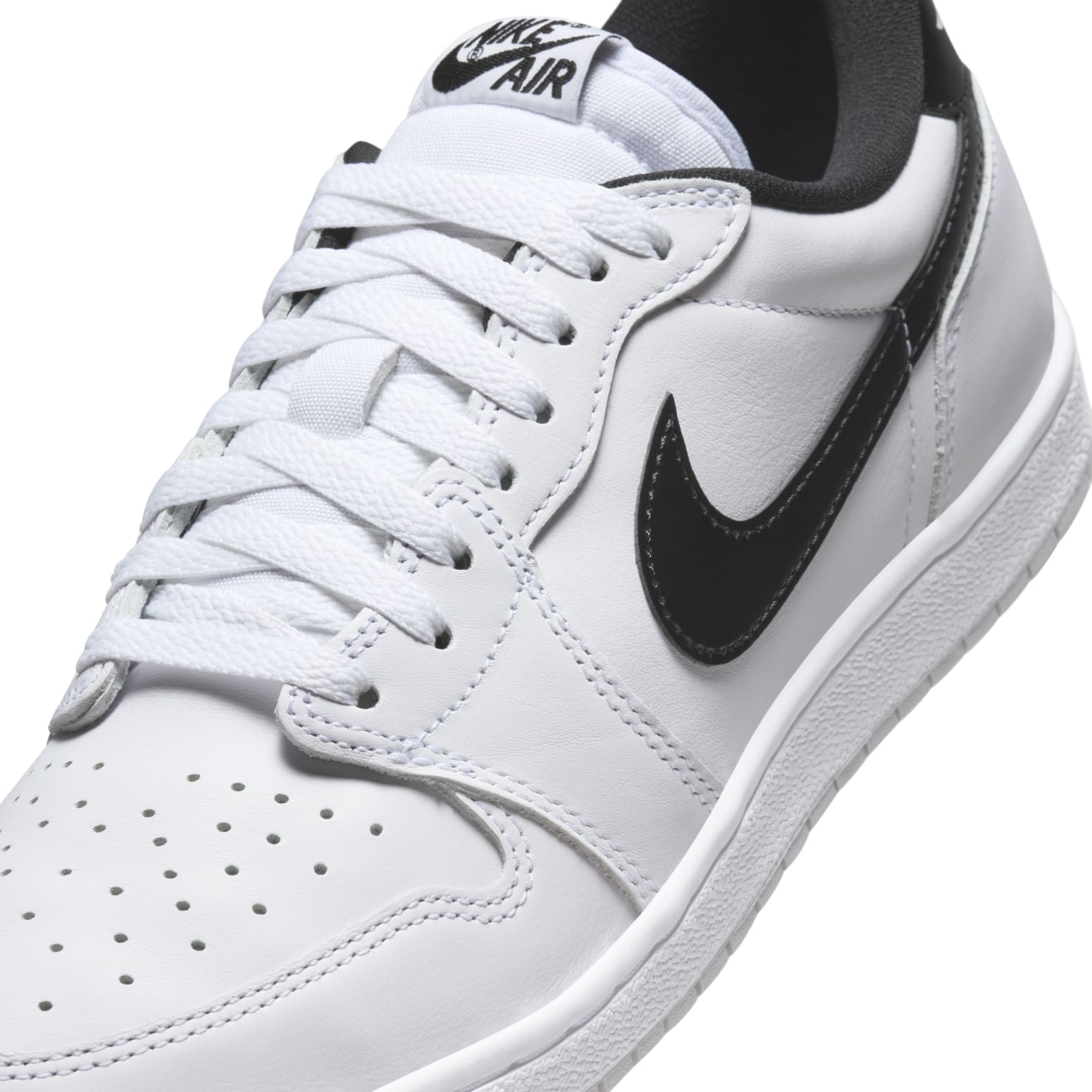 Air Jordan 1 Retro Low ’85 ‘Metallic Black’