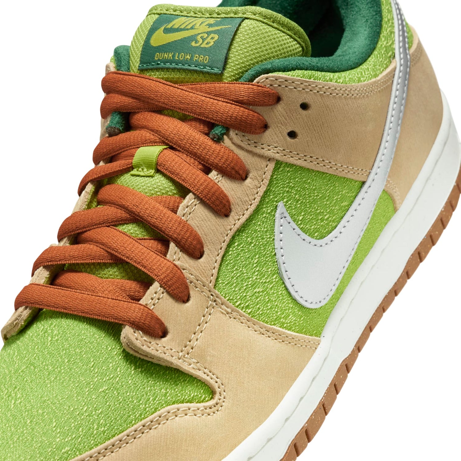 Nike SB Dunk Low ‘Escargot’