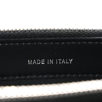 Caviar Quilted Logo Small Clutch With Chain Black