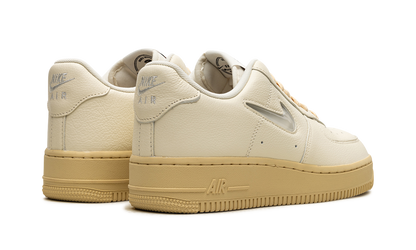 AIR FORCE 1 JEEL MNS WMNS "Coconut Milk" DO9456 100