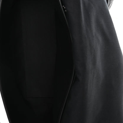 Canvas Embroidered Medium Jett Messenger Black White