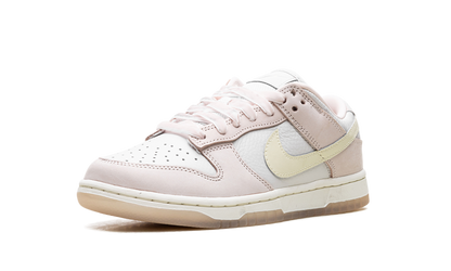 Dunk Low WMNS "Light Soft Pink" FB7910 601