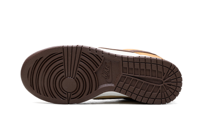 Dunk Low SE WMNS "Cherry Charms - Desert Ochre" HQ7487 700
