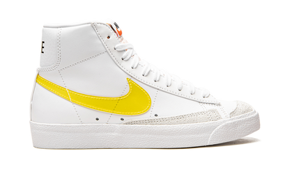 BLAZER MID 77 ESSENTIAL WMNS "Translucent Yellow Swoosh" DJ3050 101