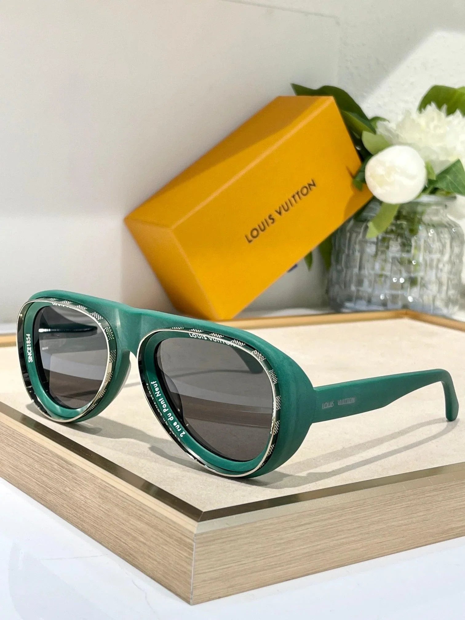 Louis Vuitton Z2445U  Super Vision Pilot Sunglasses ✨