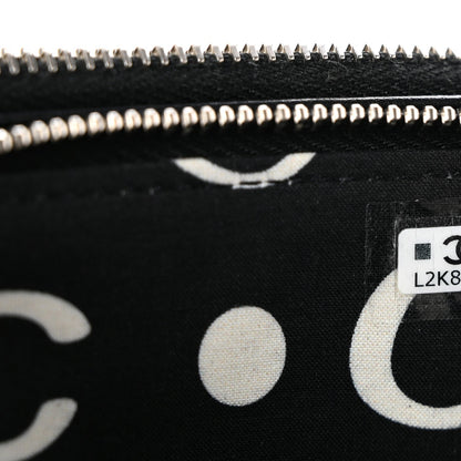 Caviar Quilted Logo Small Clutch With Chain Black