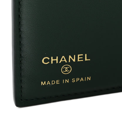 Calfskin Crocodile Embossed Crococo Passport Holder Emerald