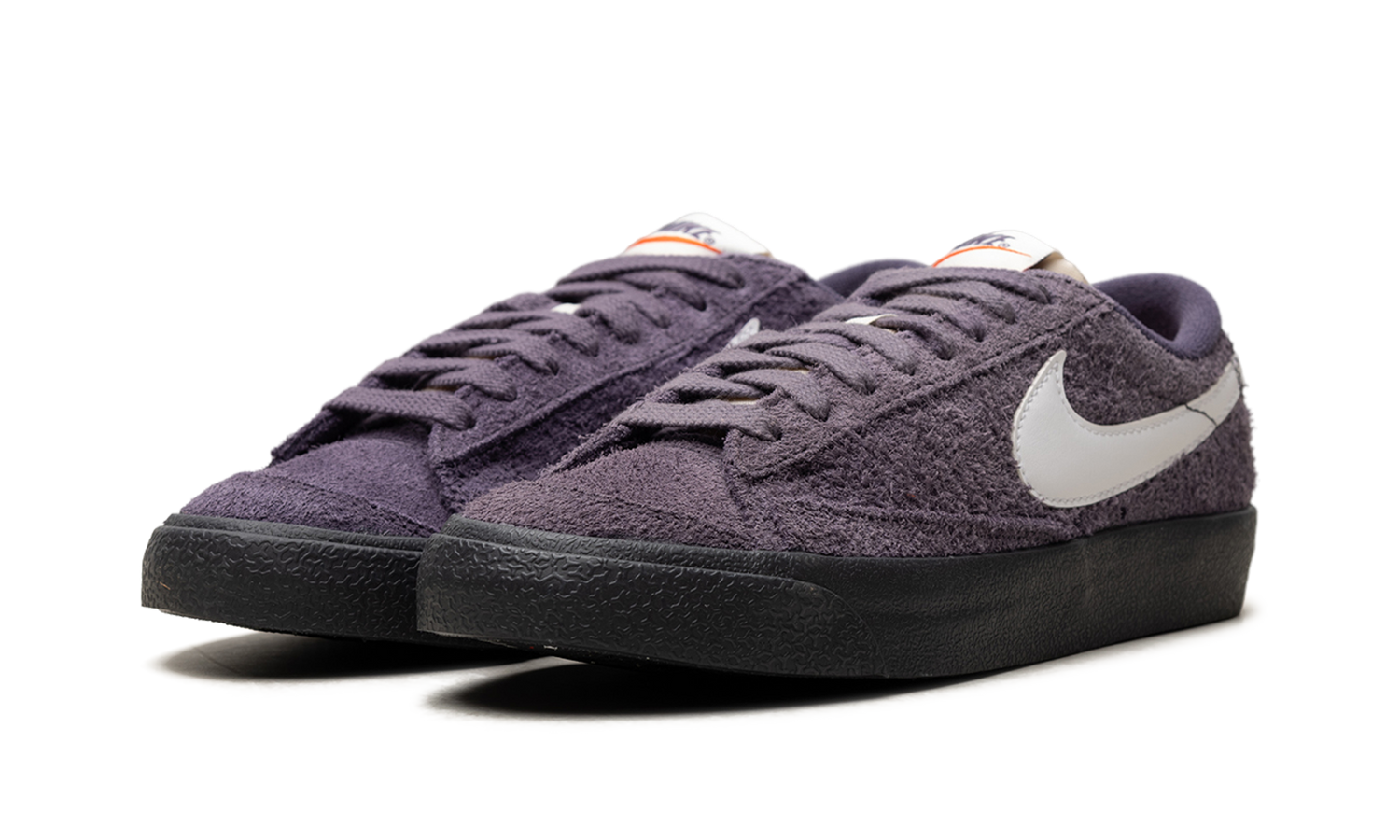 Blazer Low 77 "Vintage Dark Raisin" FQ8060 500