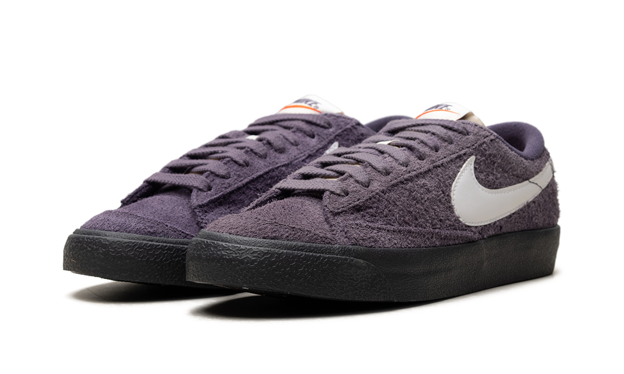 Blazer Low 77 "Vintage Dark Raisin" FQ8060 500