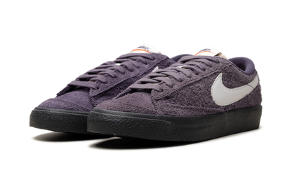 Blazer Low 77 "Vintage Dark Raisin" FQ8060 500