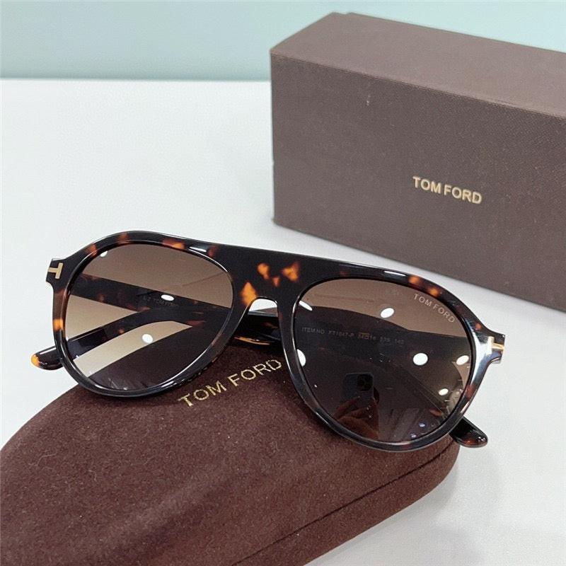 TOM FORD Pilot Horn TF1047 Private Collection Sunglasses $1100 ✨