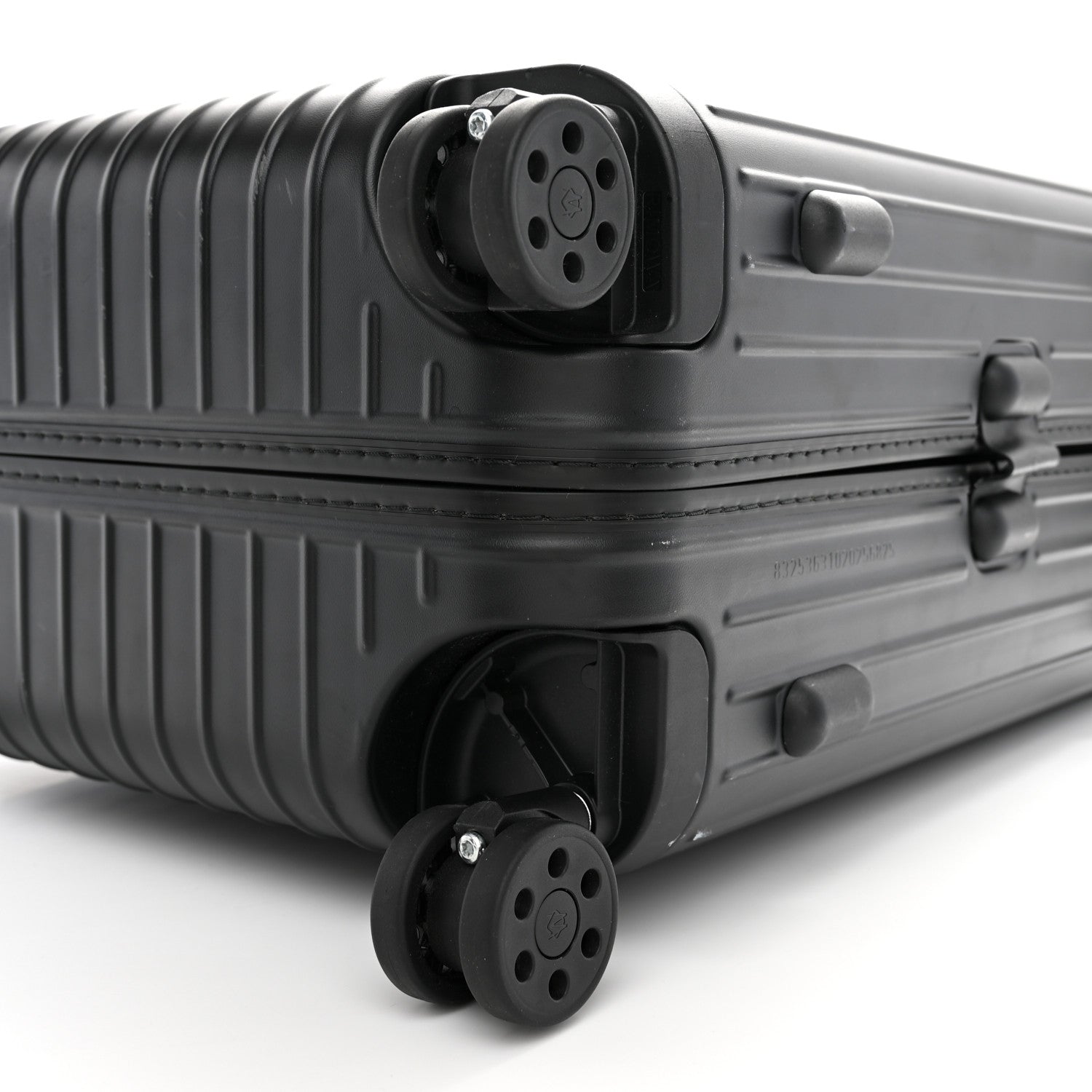 Matte Polycarbonate Essential Cabin Black