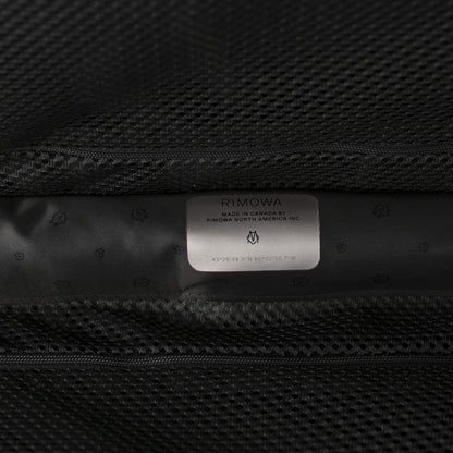Gloss Polycarbonate Essential Lite Check-In L Black