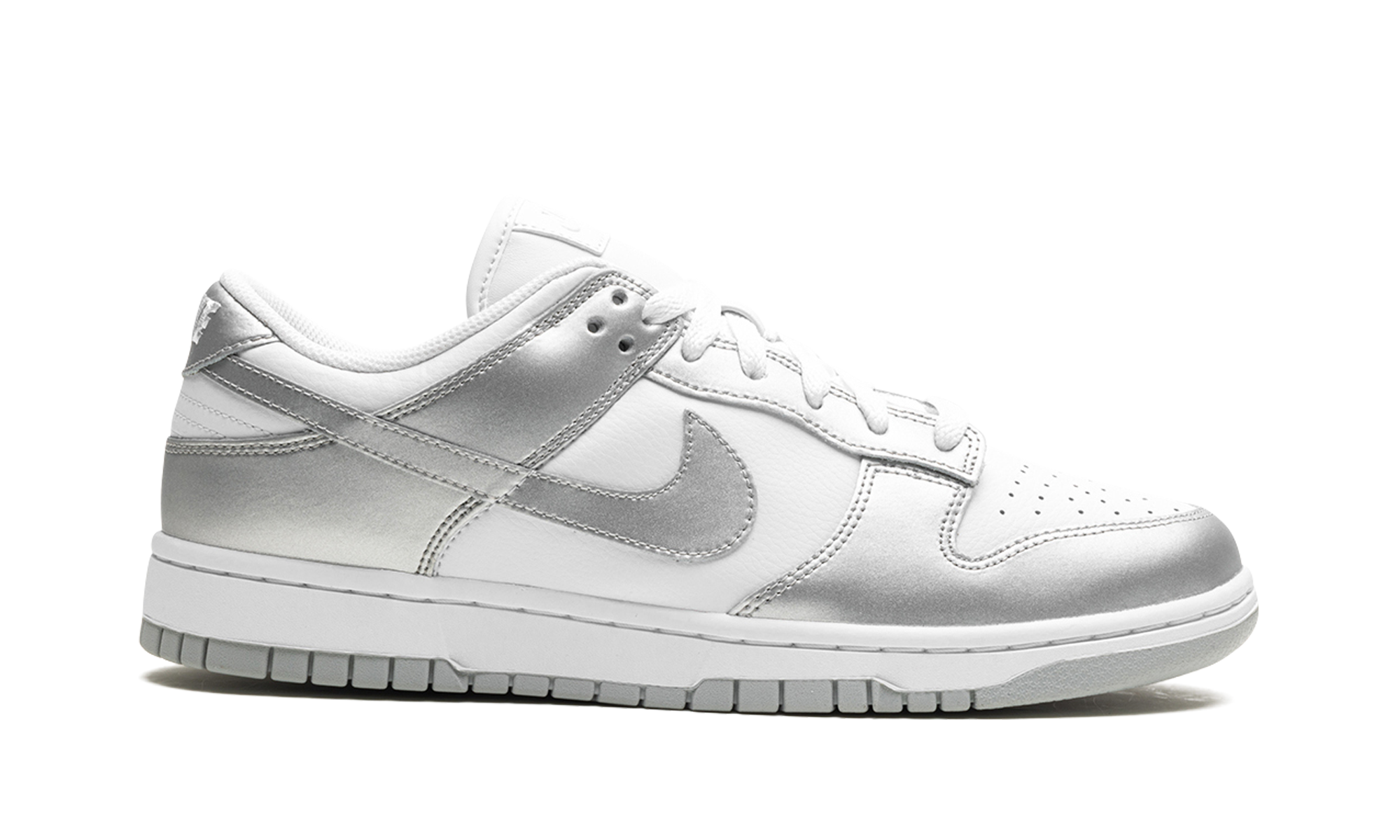 DUNK LOW WMNS "Metallic Silver" FV1311 100