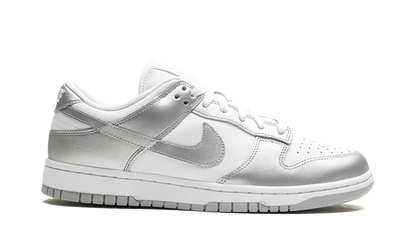 DUNK LOW WMNS "Metallic Silver" FV1311 100