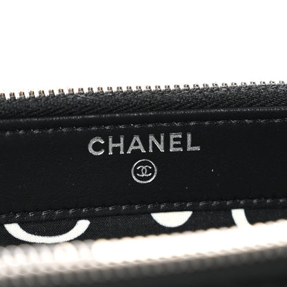 Caviar Quilted Logo Small Clutch With Chain Black