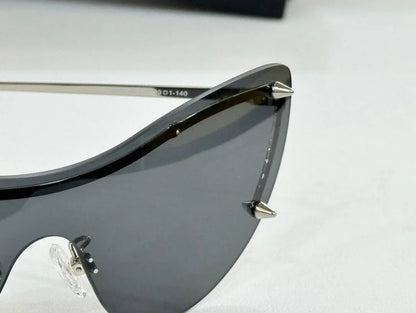Alexander McQueen AM0413S 005 Sunglasses Women&