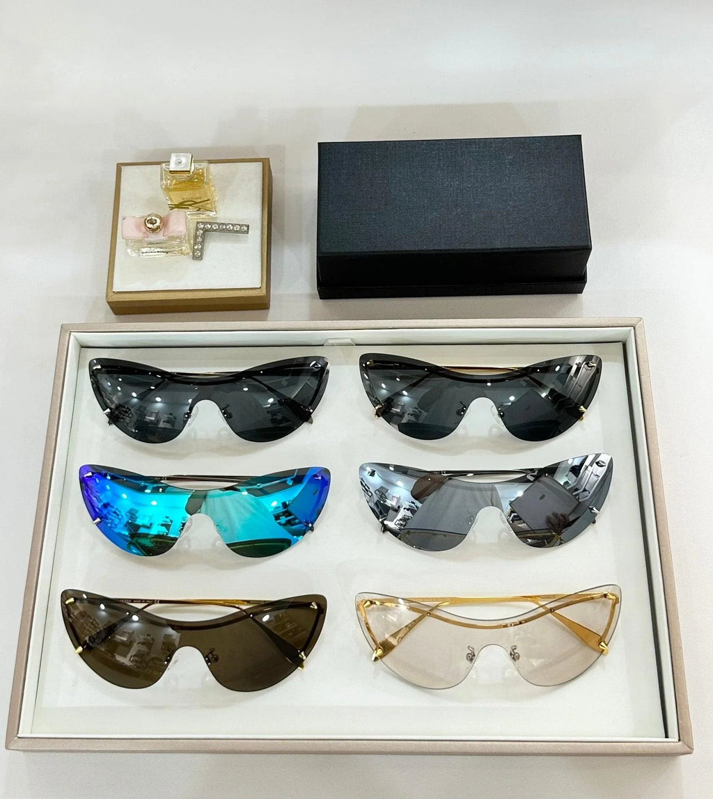 Alexander McQueen AM0413S 005 Sunglasses Women's 💀