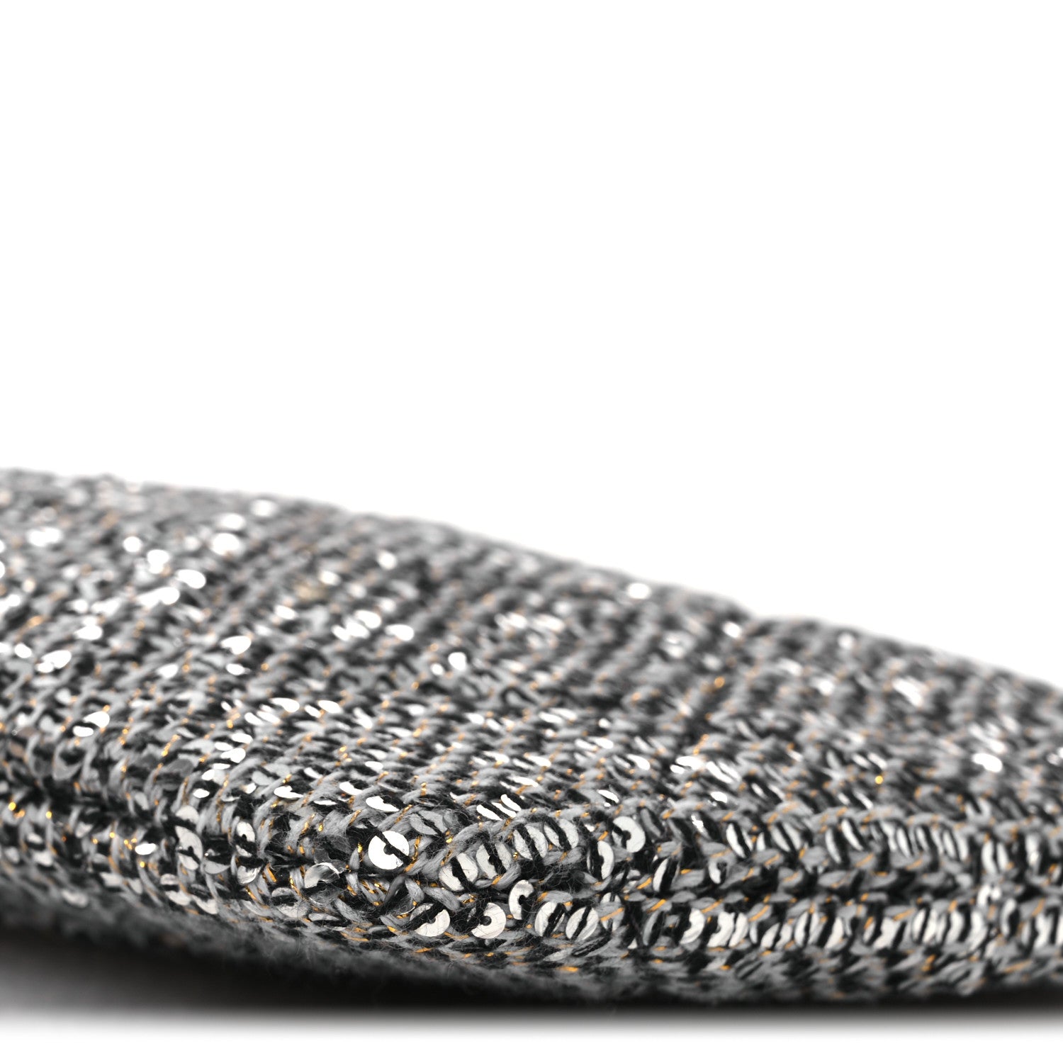 Sequins Medium 19 Pouch Silver