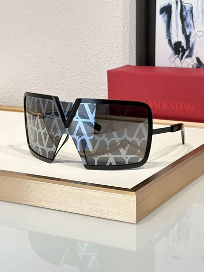 Valentino - V - Romask Iconic Oversized Mask Sunglasses✨