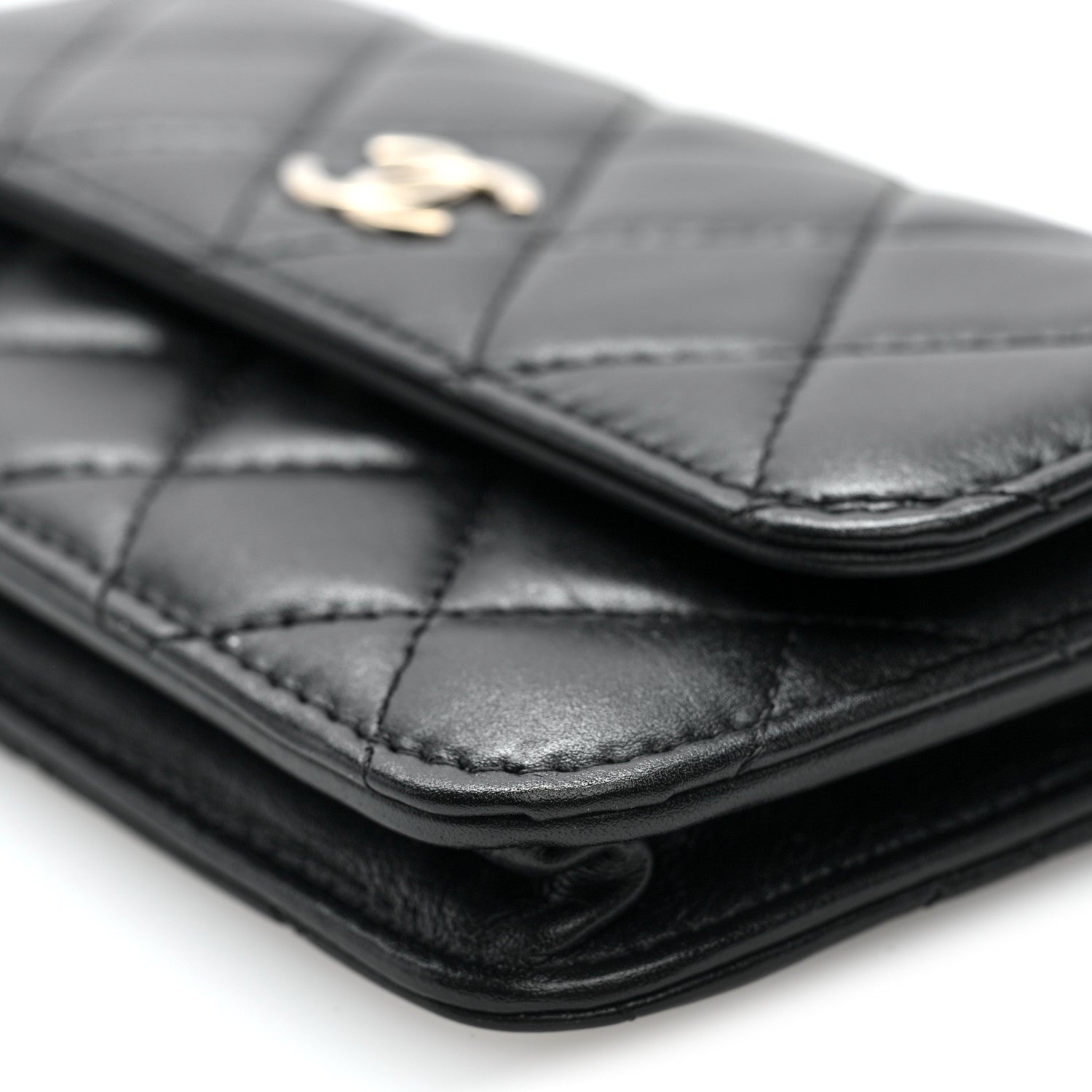 Calfskin Quilted Maxi Pearls Clutch With Chain Black