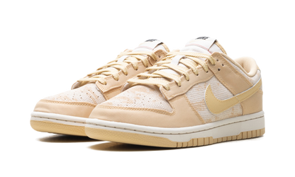 Dunk Low WMNS "Light Orewood Brown" HJ5777 101