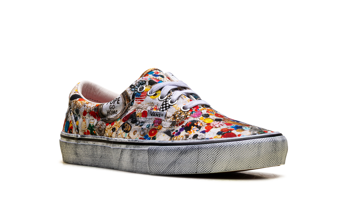 Era “Supreme x Mike Kelley – White” VN00110ANTR