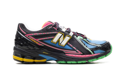 1906R "Black / Pink - Footlocker Exclusive" U1906RDM