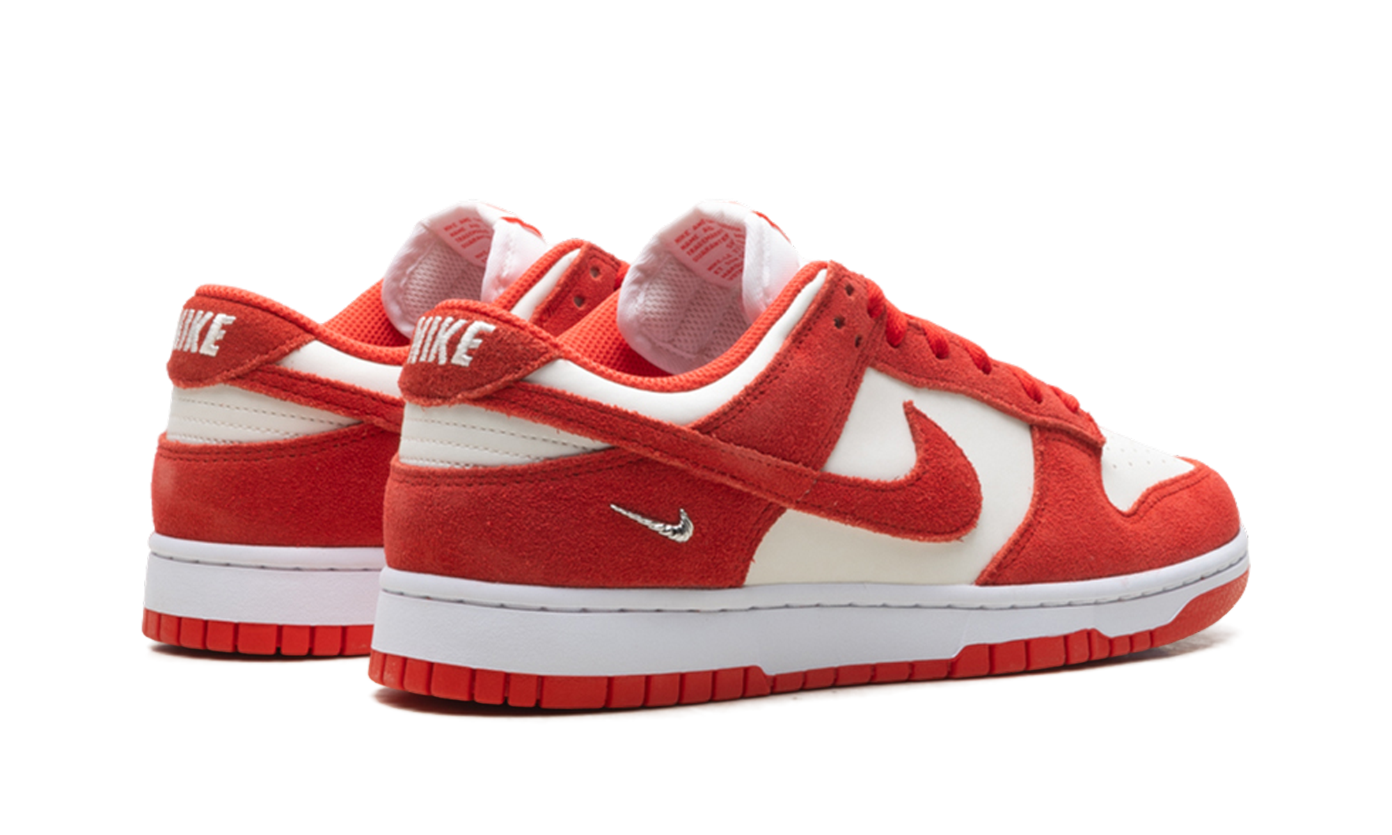 Dunk Low WMNS "Sail White Metallic Silver Light Crimson" IO4244 103