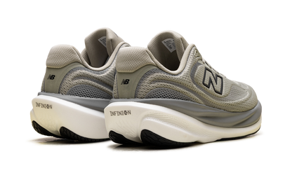 1080v15 "OLIVINE / FADED BLACK / SLATE GREY" M10804EF
