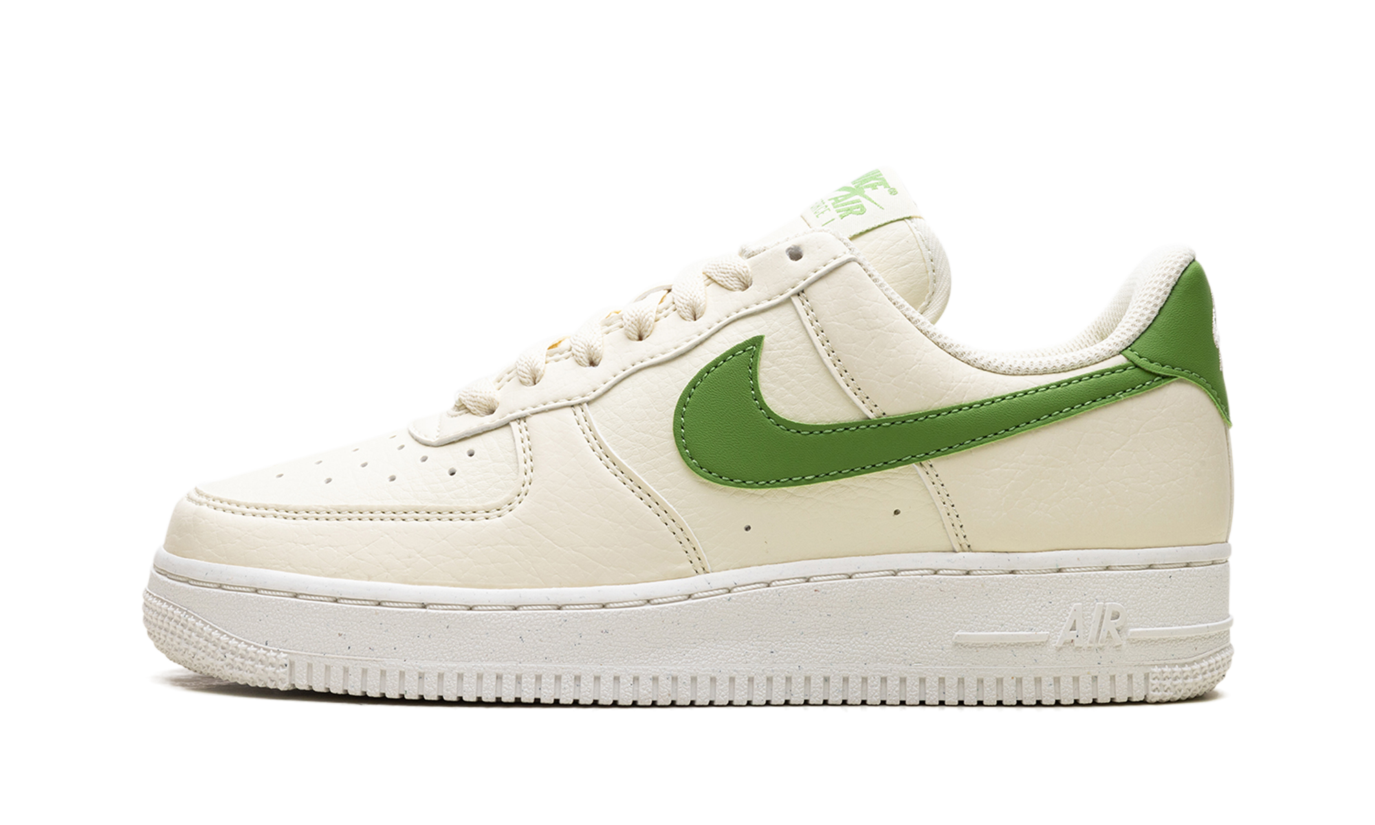 NIKE AIR FORCE 1 &