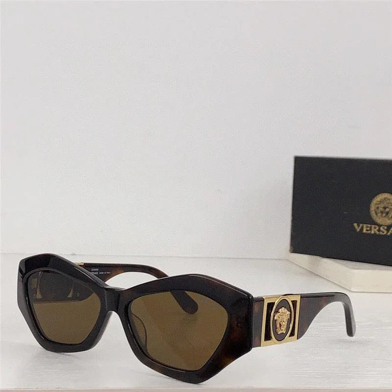 Ultra RaRe VINTAGE VERSACE SUNGLASSES MOD.421/B   ✨