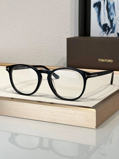 TOM FORD LEWIS TF1097 52N Sunglasses ✨
