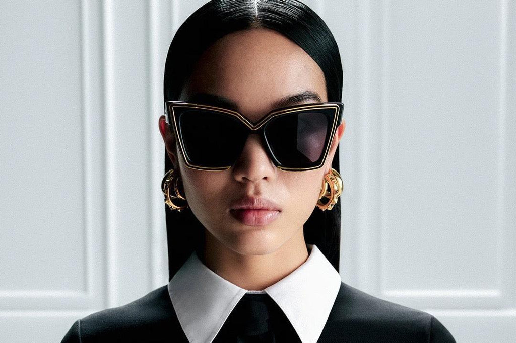 New Season $810 VALENTINO V - GRACE OVERSIZED CATEYE ACETATE FRAME Sunglasses✨