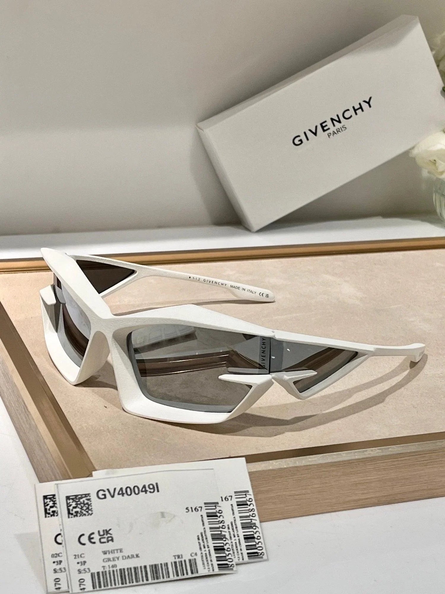 GIVENCHY GV 40049I 02A MASK Sunglasses -  8 Colors✨