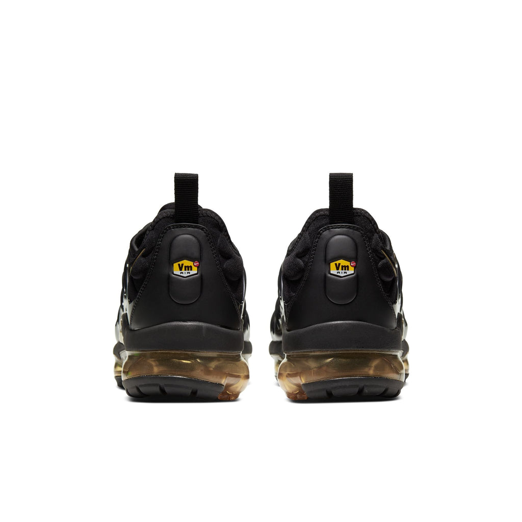 NIKE AIR VAPORMAX PLUS