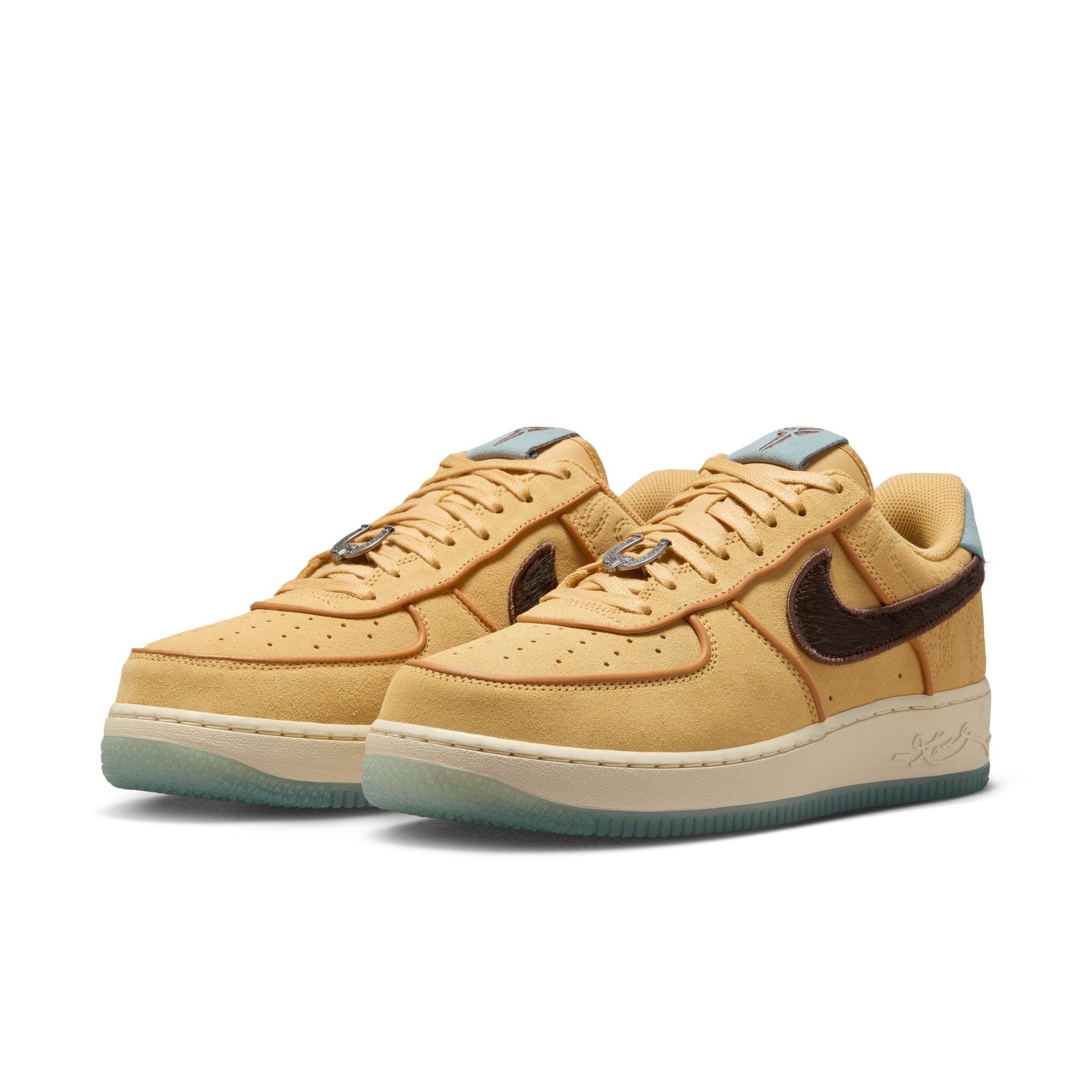 NIKE AIR FORCE 1 LOW PROTRO