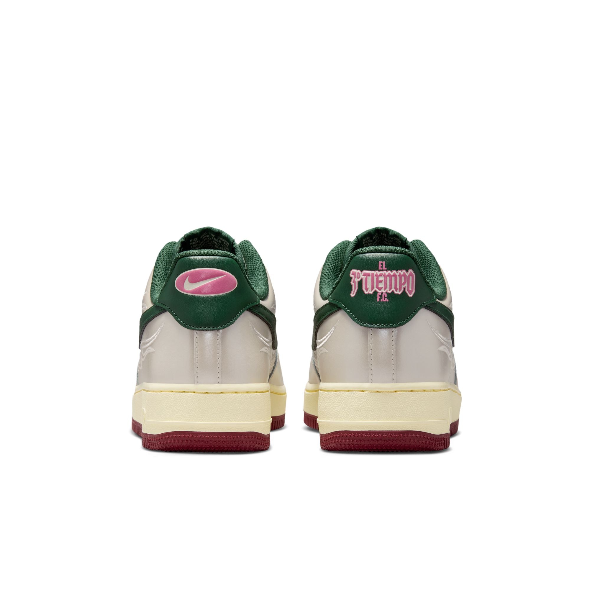 NIKE AIR FORCE 1 '07 LV8