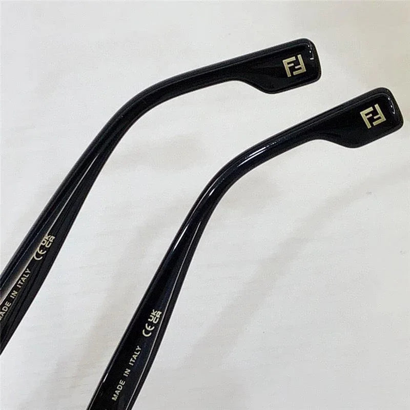 Fendi FAD 40076U Unisex Sunglasses ✨