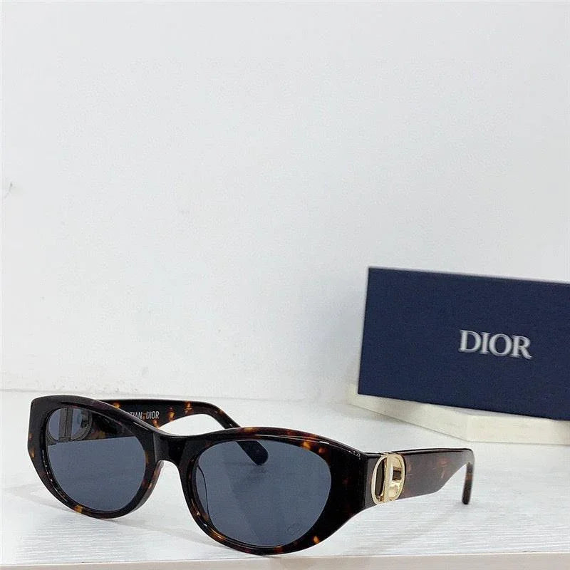 Dior Women's 30Montaigne butterfly-frame Sunglasses✨