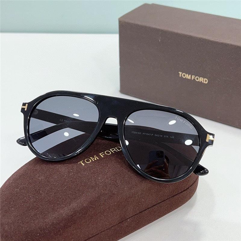 TOM FORD Pilot Horn TF1047 Private Collection Sunglasses $1100 ✨