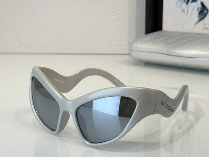 BALENCIAGA BB 0319S Hamptons Injected acetate Sunglasses 👽