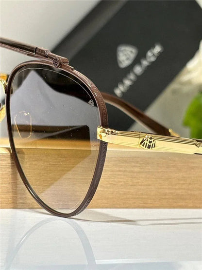 Maybach – The Hawk  62mm Men&