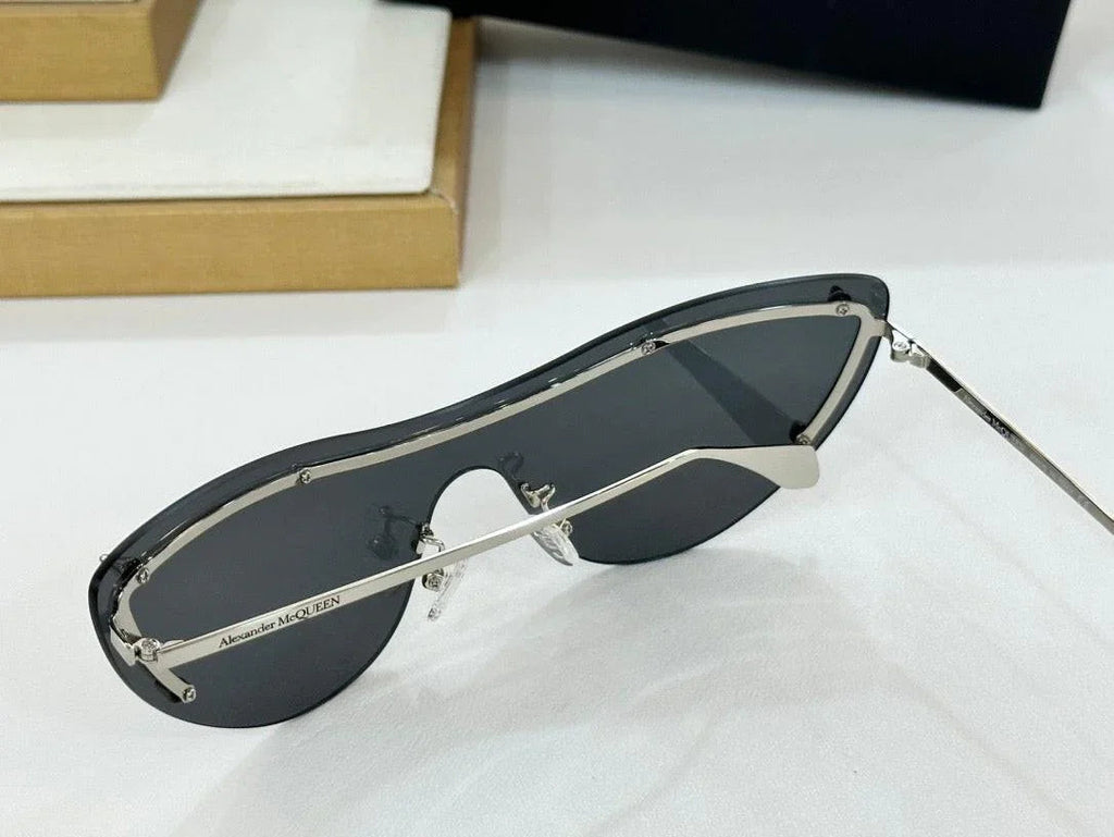 Alexander McQueen AM0413S 005 Sunglasses Women's 💀