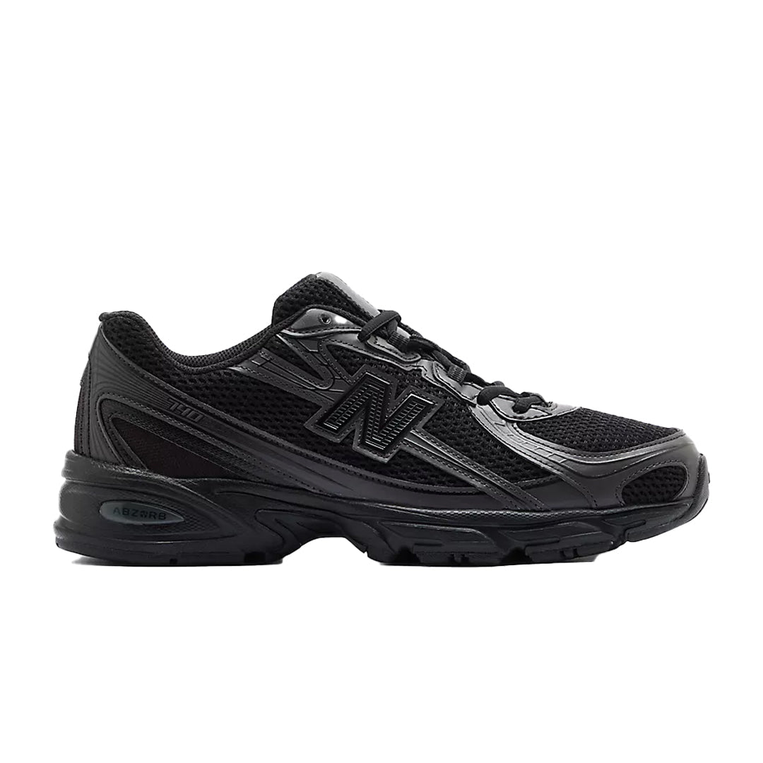740 TRIPLE BLACK