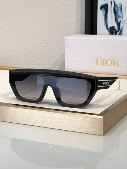 DIOR HOMME DiorClub M7U Women&