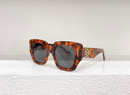 LOEWE Screen Women&