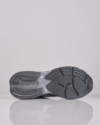 COMME des GARÇONS HOMME x New Balance 2010V Grey