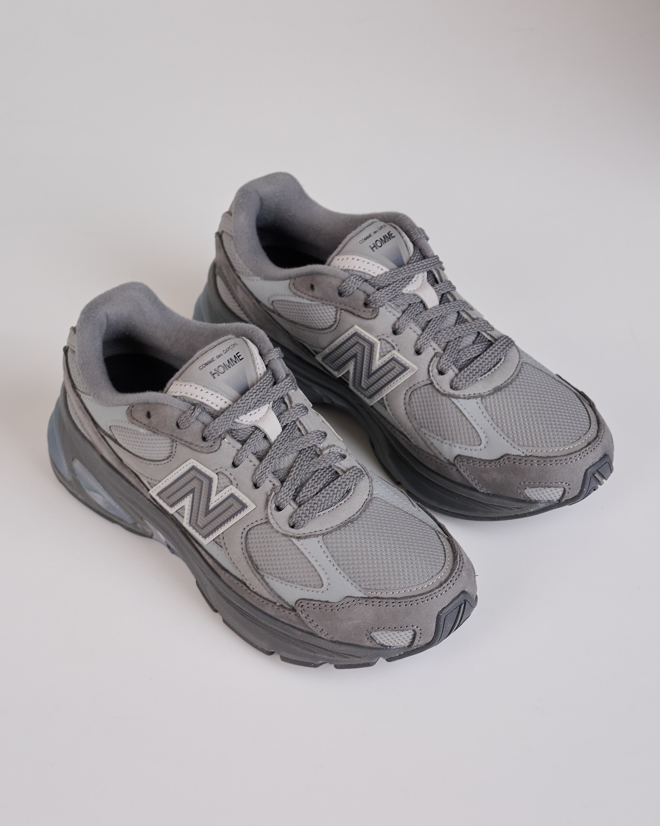 COMME des GARÇONS HOMME x New Balance 2010V Grey