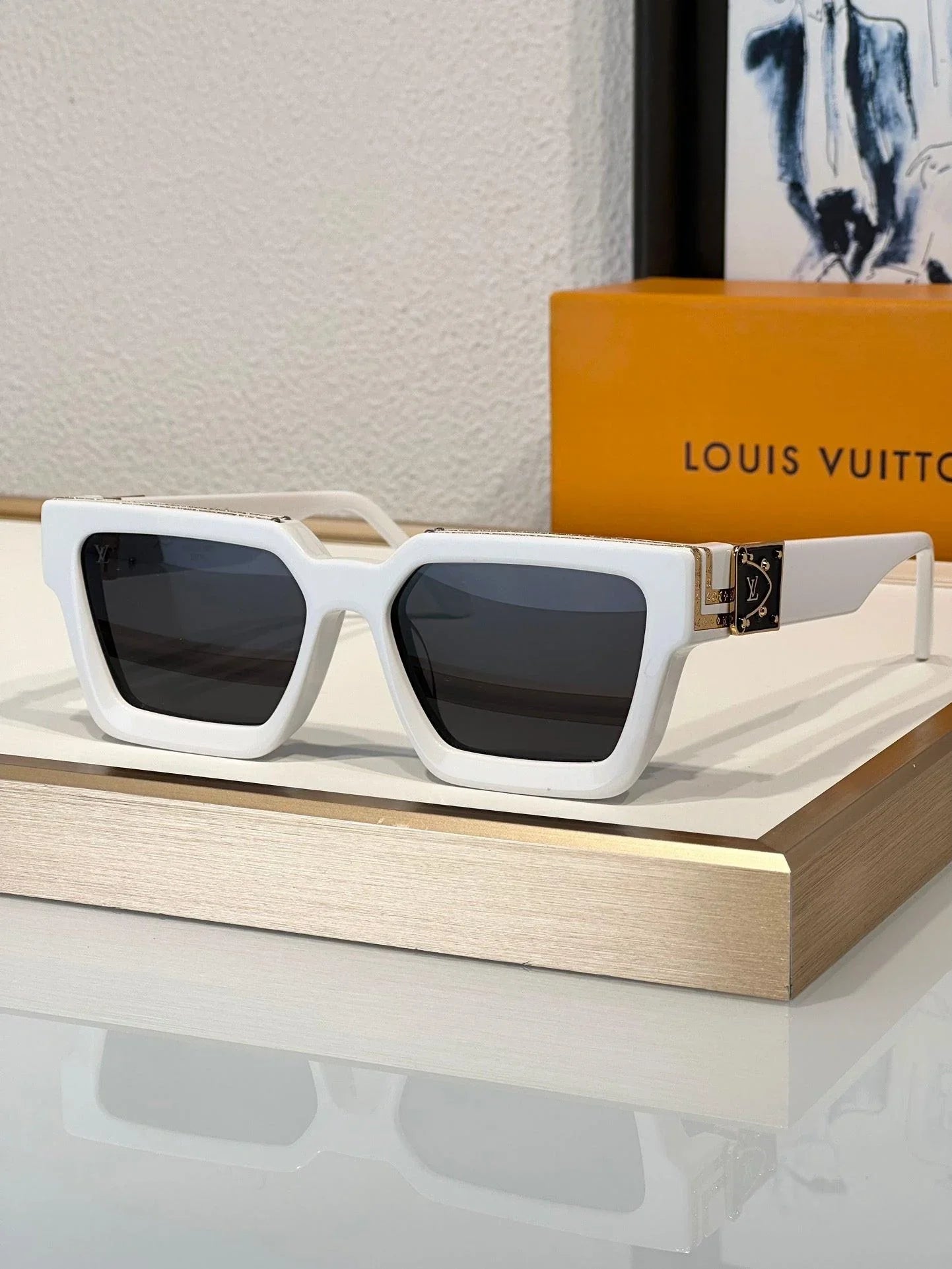 Louis Vuitton Z1910E LV Clash Low Square Sunglasses  ✨
